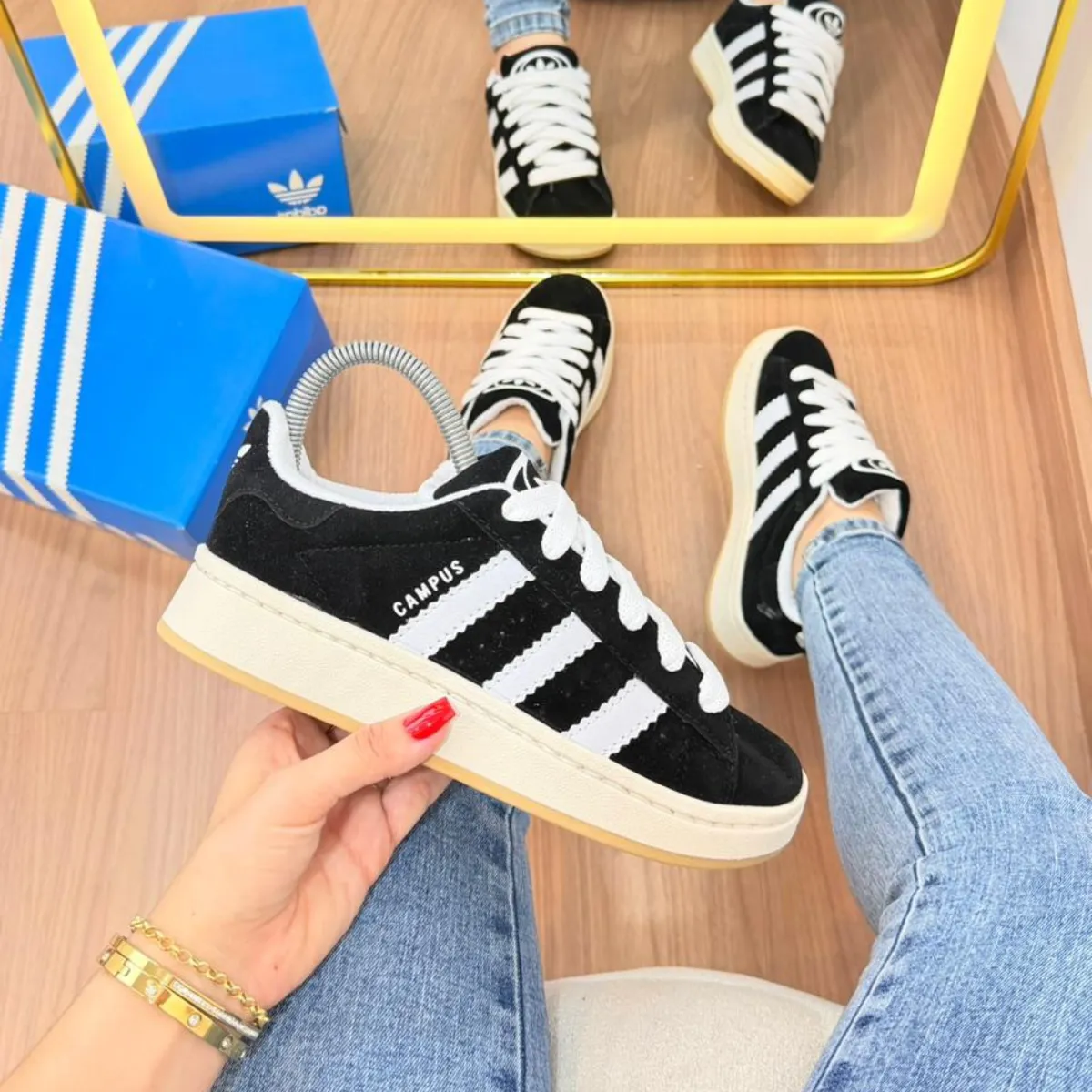 Tênis Adidas Campos • Feminino • 34 ao 39 •