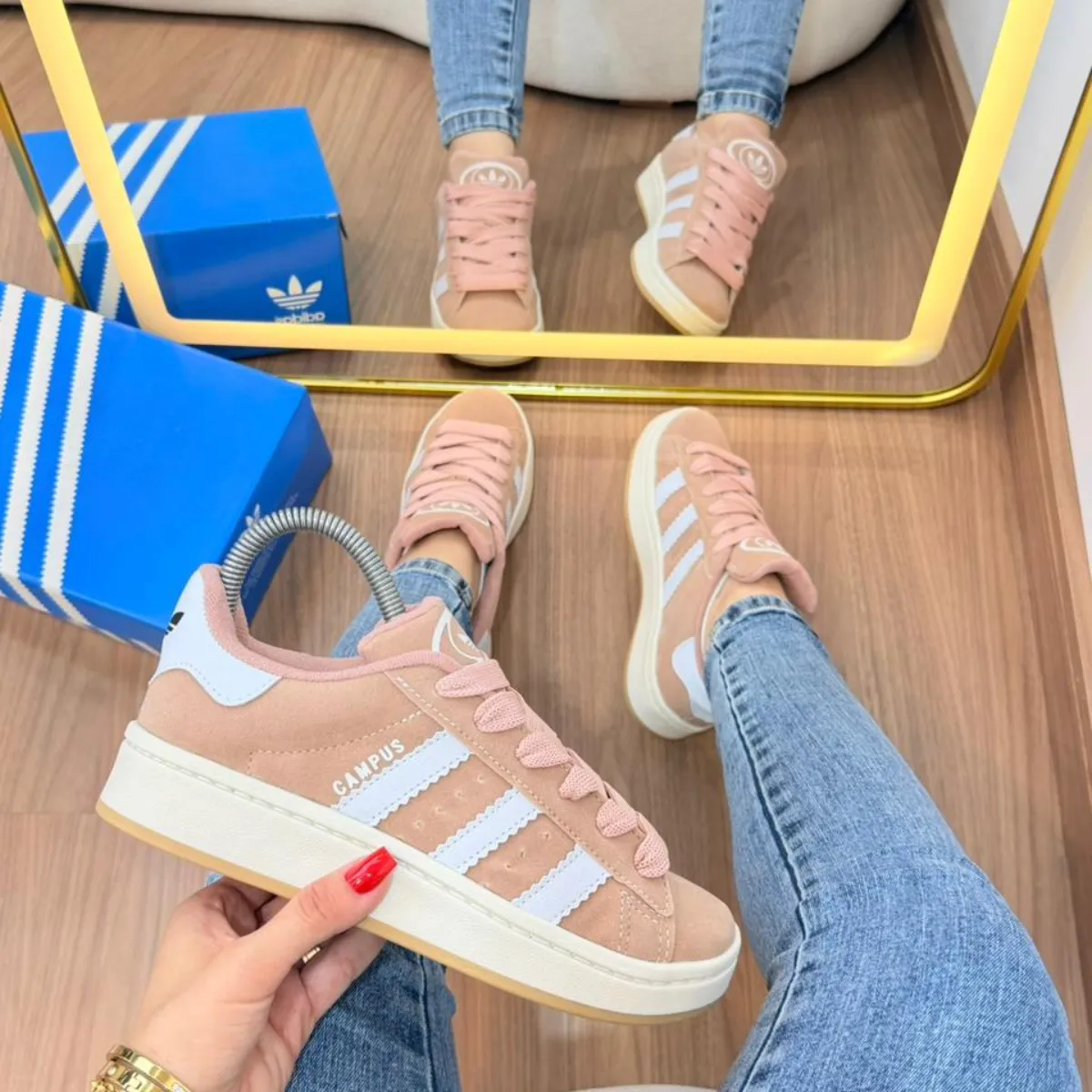 Tênis Adidas Campos • Feminino • 34 ao 39 •