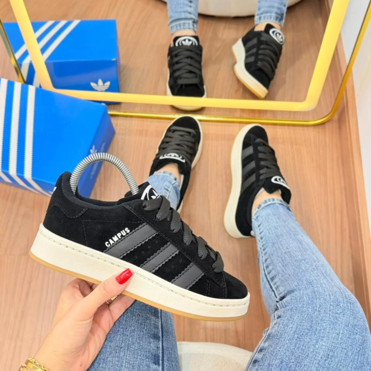 Tênis Adidas Campos • Feminino • 34 ao 39 •