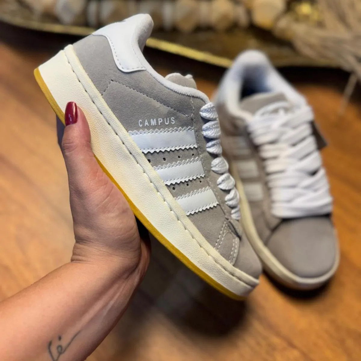 Tênis Adidas Campos • Feminino • 34 ao 39 •
