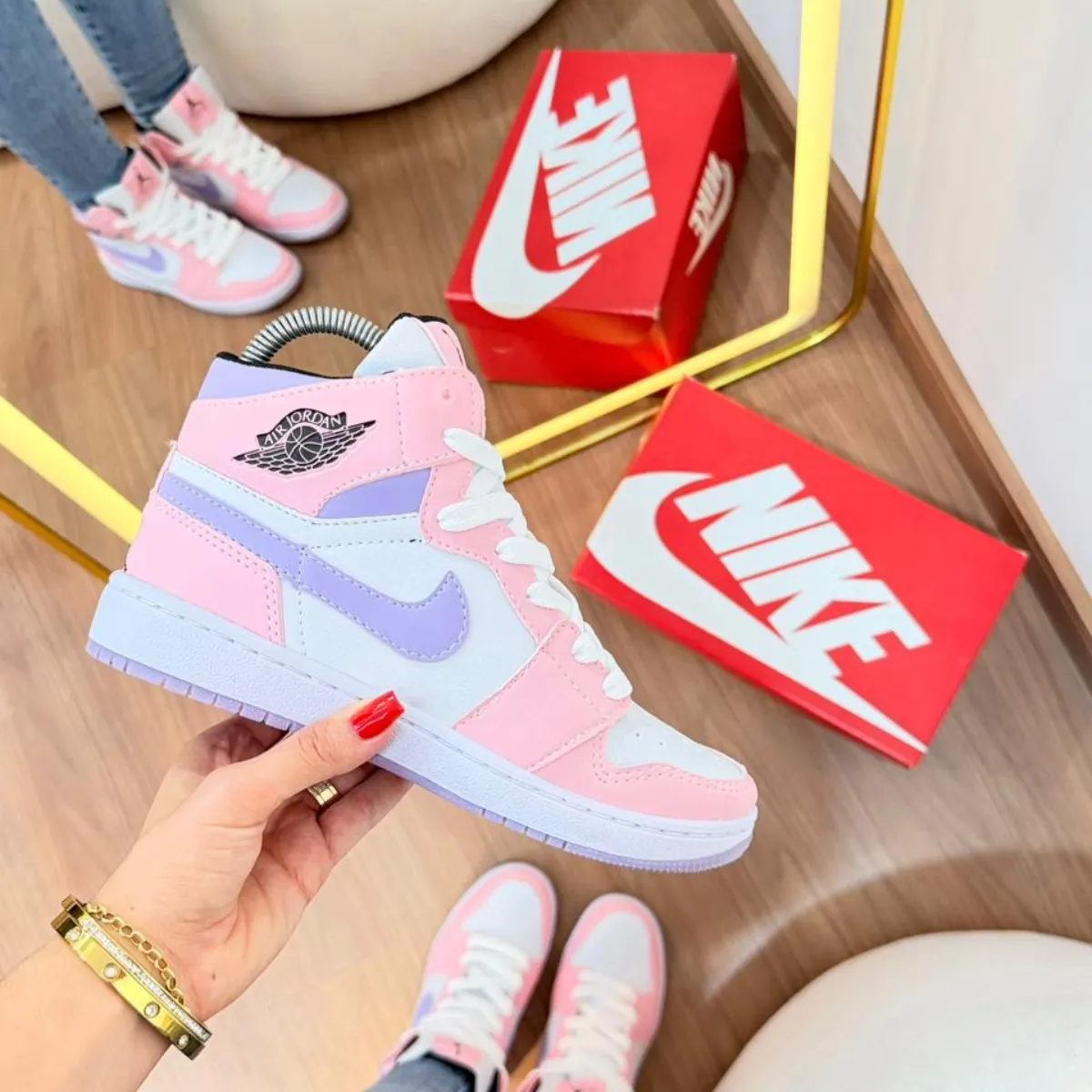 Tênis Air Jordan • Feminino • 34 ao 39 •