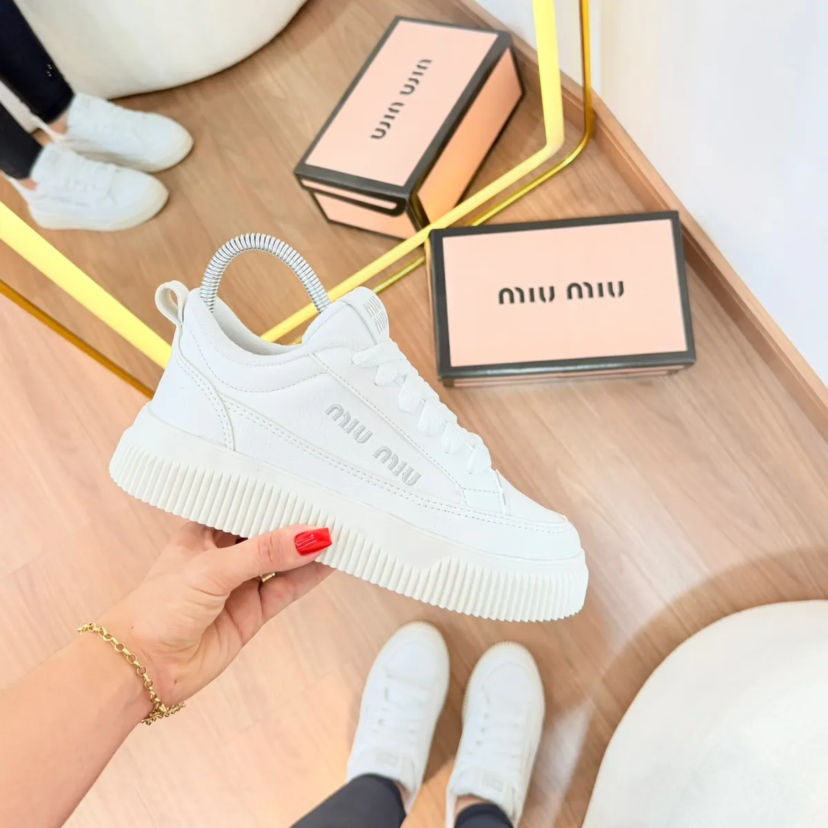 Tênis Feminino • Miu Miu • 34 ao 39 •