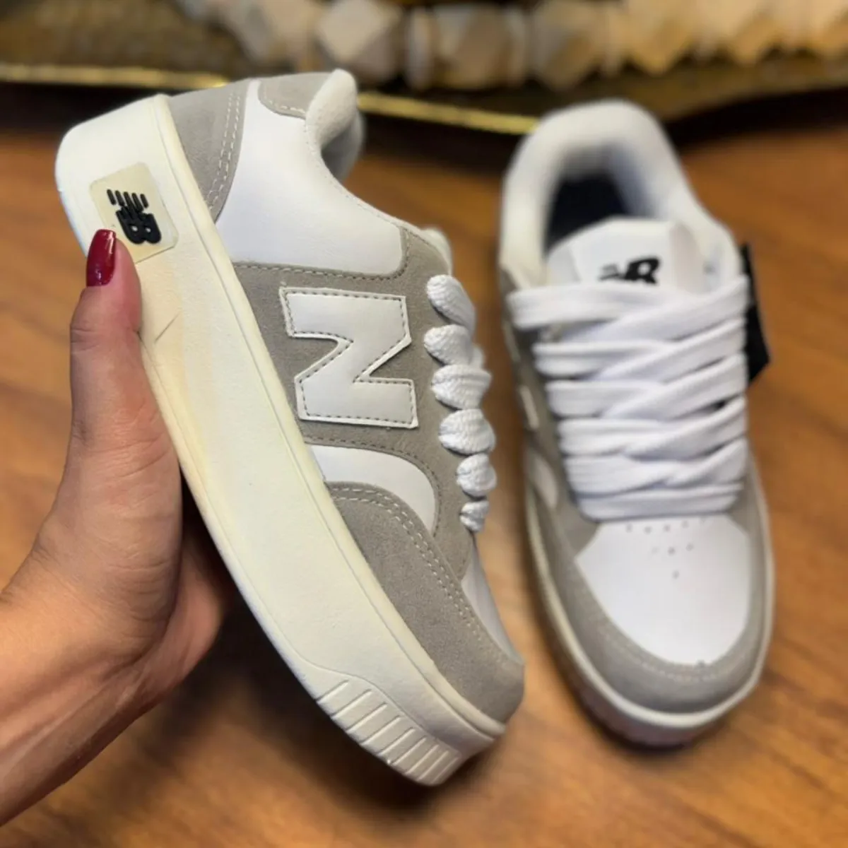 Tênis New Balance Casual • Feminino • Premium • Leve Confortável •