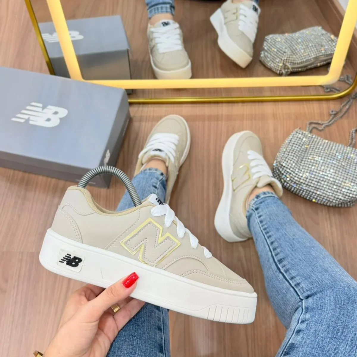 Tênis New Balance CT 303 Premium • 34 Ao 39