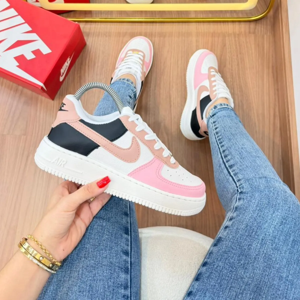 Tênis Nike Air Force • feminino •