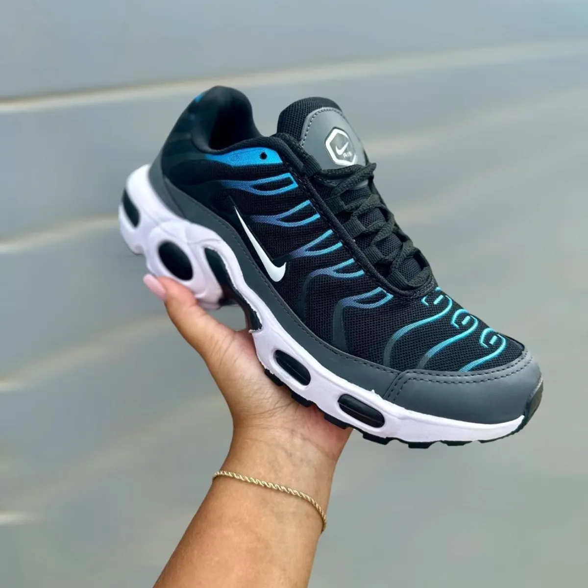 Tênis Nike TN Premium •  38 Ao 43 •