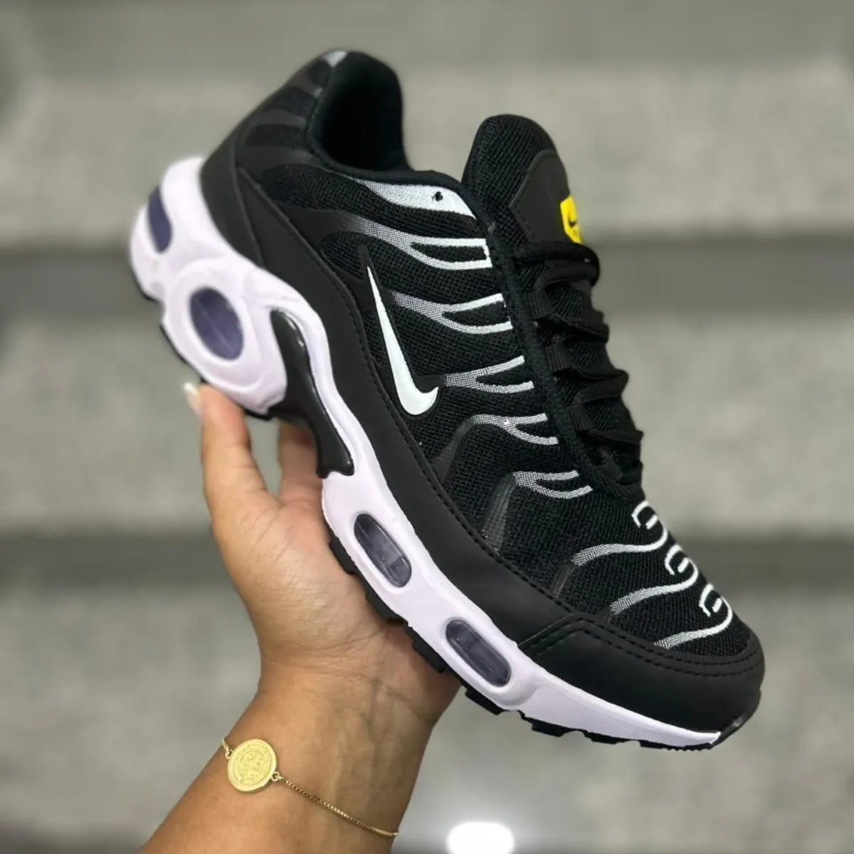 Tênis Nike TN Premium •  38 Ao 43 •
