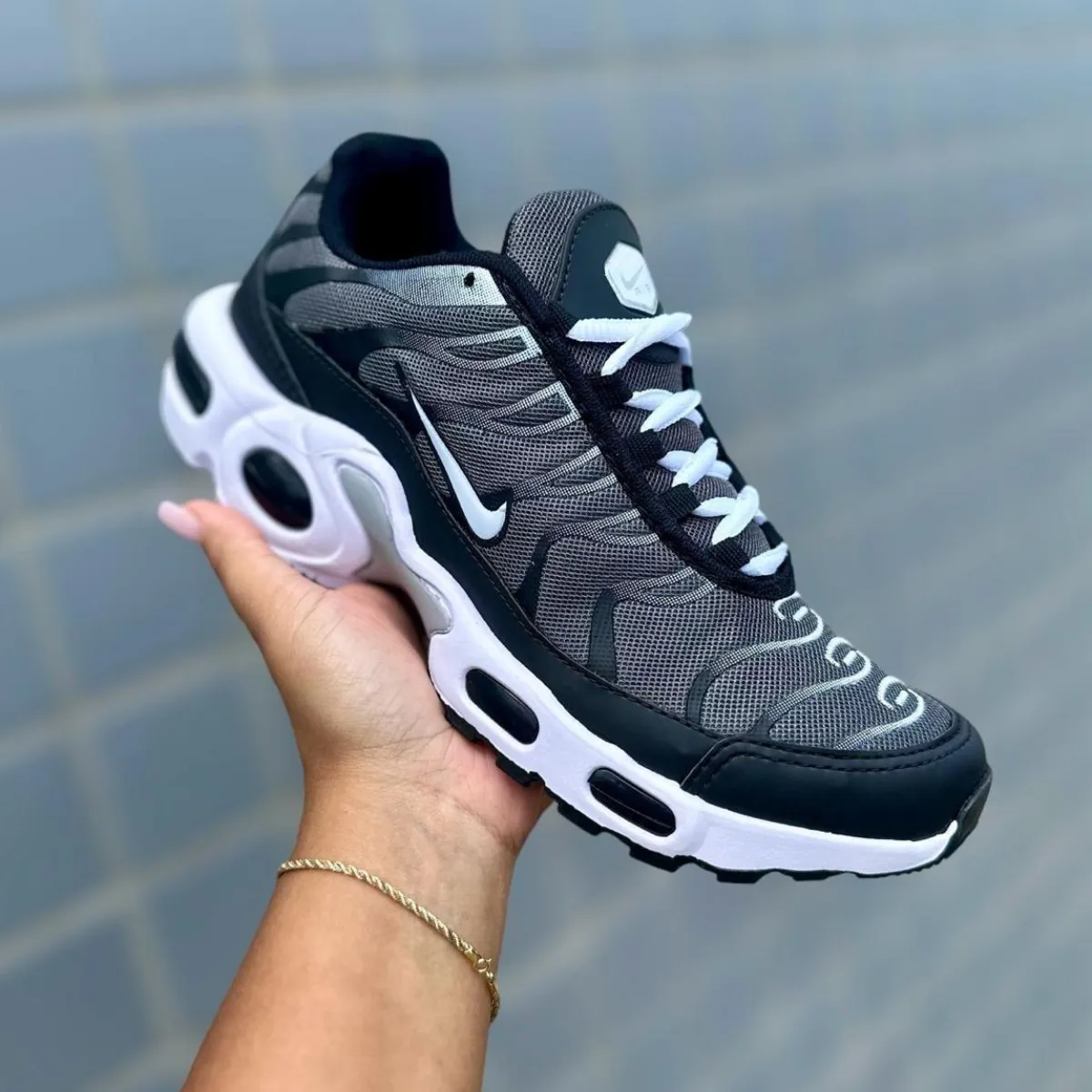 Tênis Nike TN Premium •  38 Ao 43 •