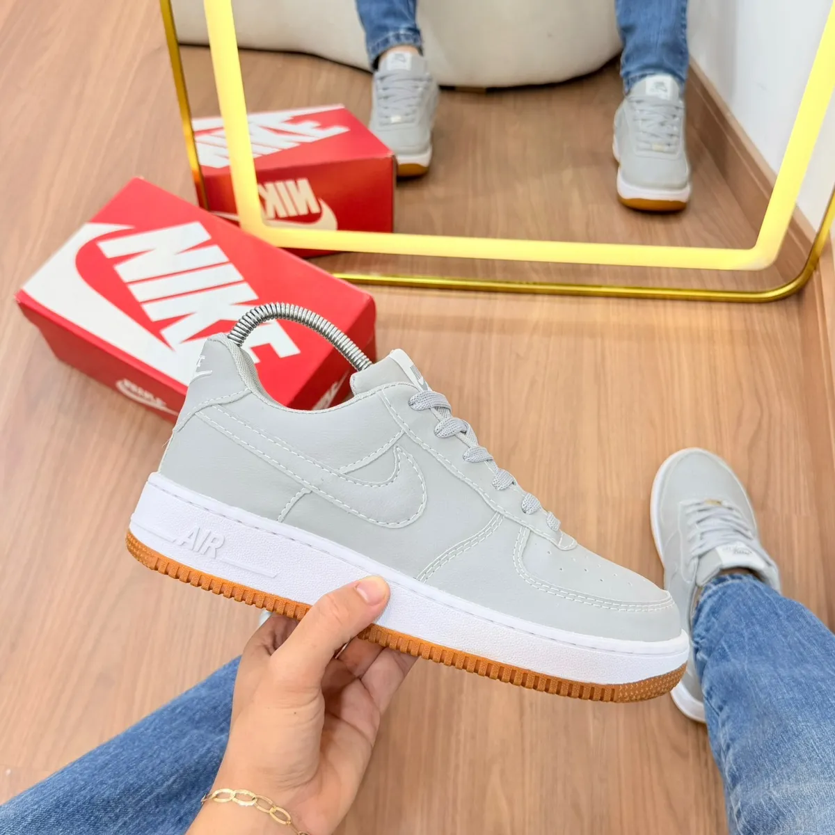 Tênis Nike Air Force • Bicolor • Masculino