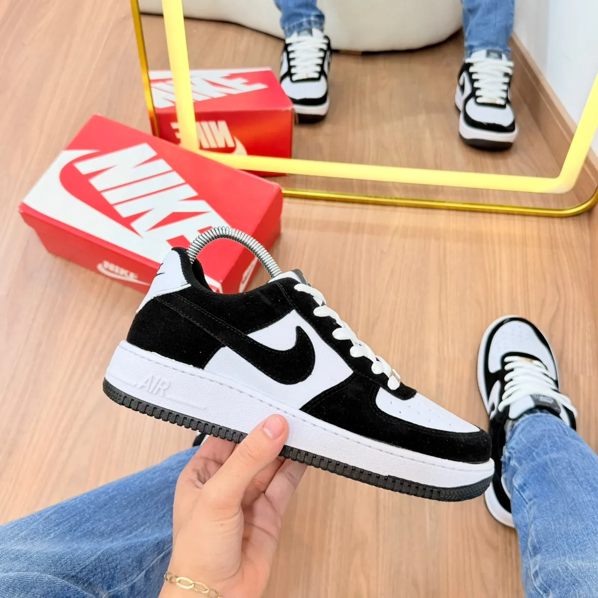 Tênis Nike Air Force • Bicolor • Masculino